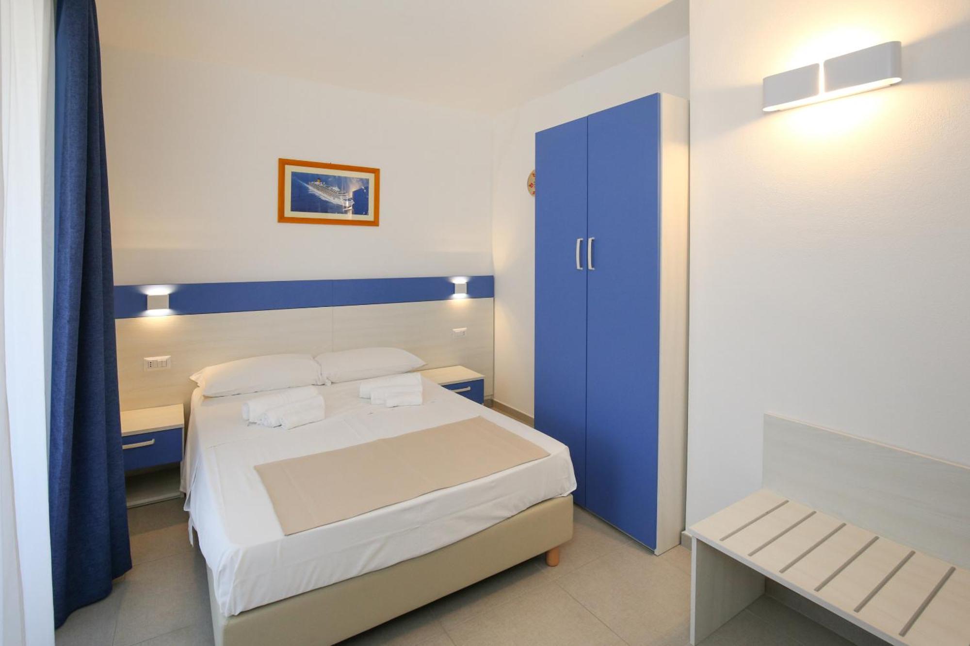 The Square Castelsardo Hotel Exterior photo